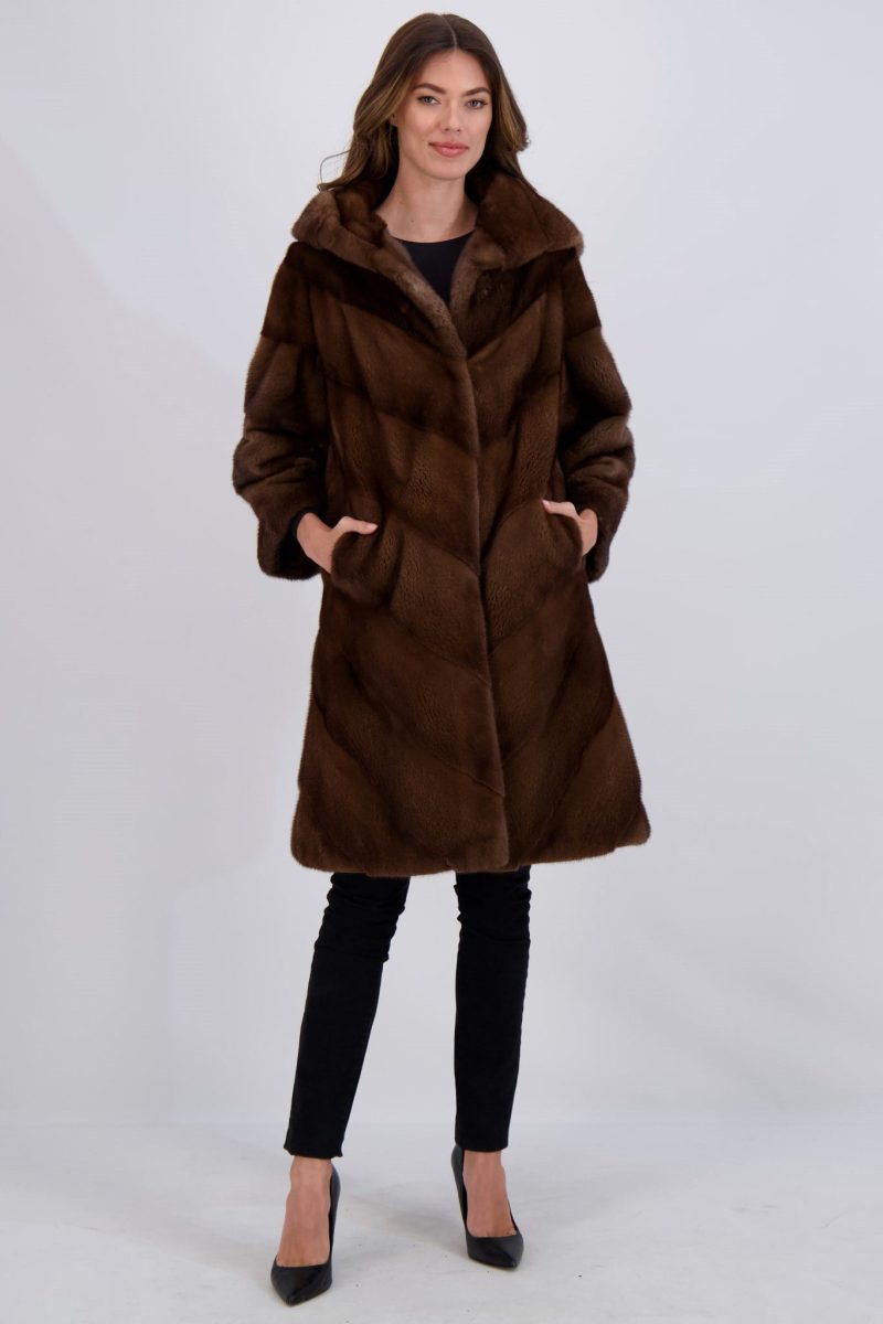 gorski mink coat with stand up collar shop2 3902a1669